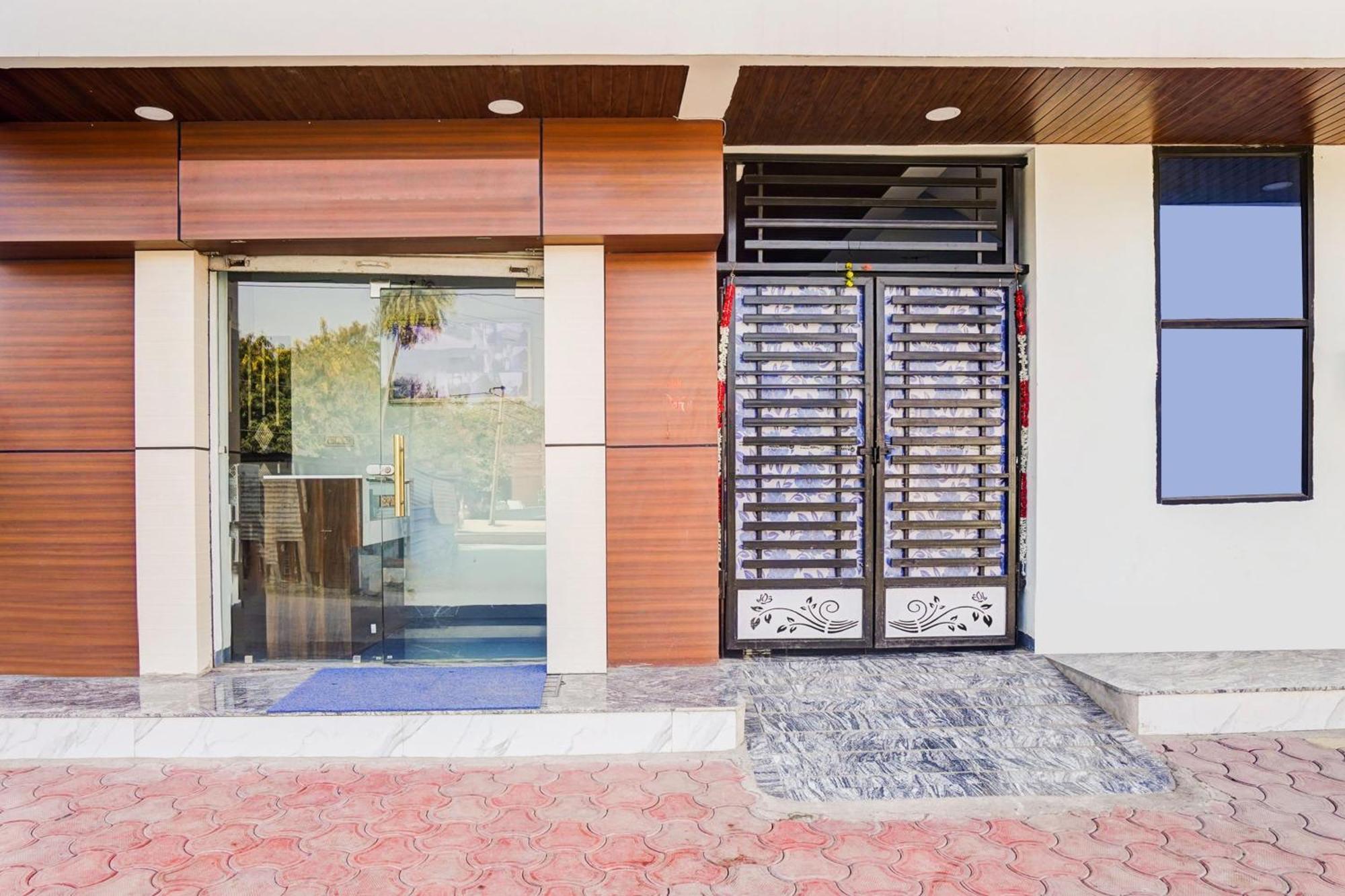 Super Hotel O Brilliant Convention Centre Formerly Madhur Shree Indore Exterior foto
